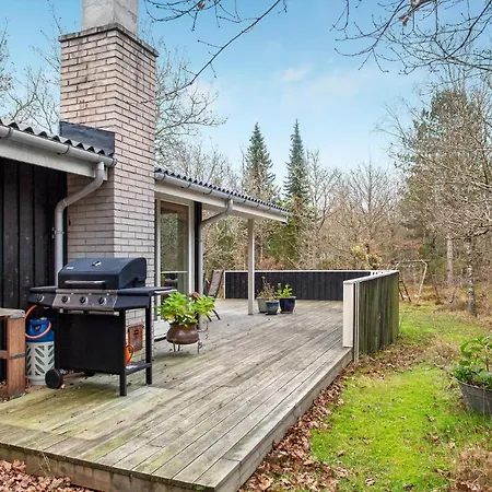 Prázdninový dům Stunning In Lbk With Sauna And 3 Bedrooms