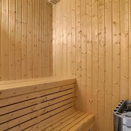Stunning In Lbk With Sauna And 3 Bedrooms Prázdninový dům *