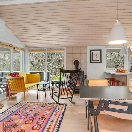 Prázdninový dům Stunning In Lbk With Sauna And 3 Bedrooms *